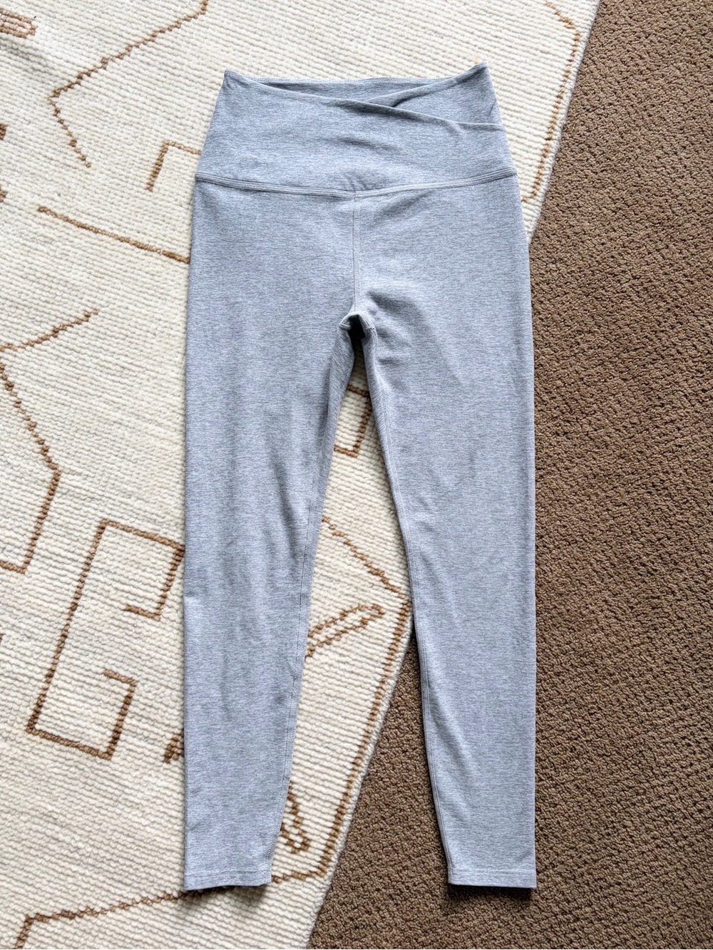 Beyond Yoga Spacedye At Your Leisure High Waisted Midi Legging Gray M